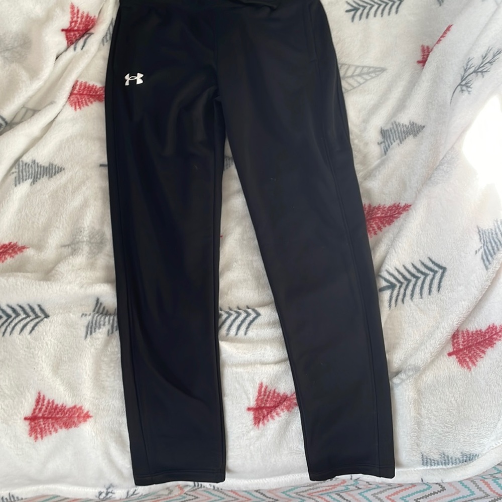 girls under armor sweatpants